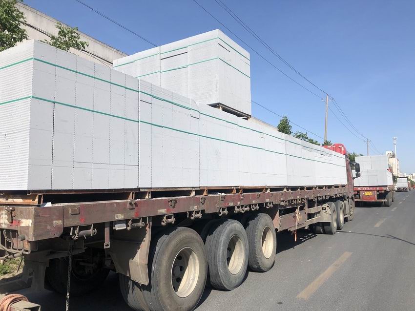 蒸壓加氣混凝土砌塊（灰）